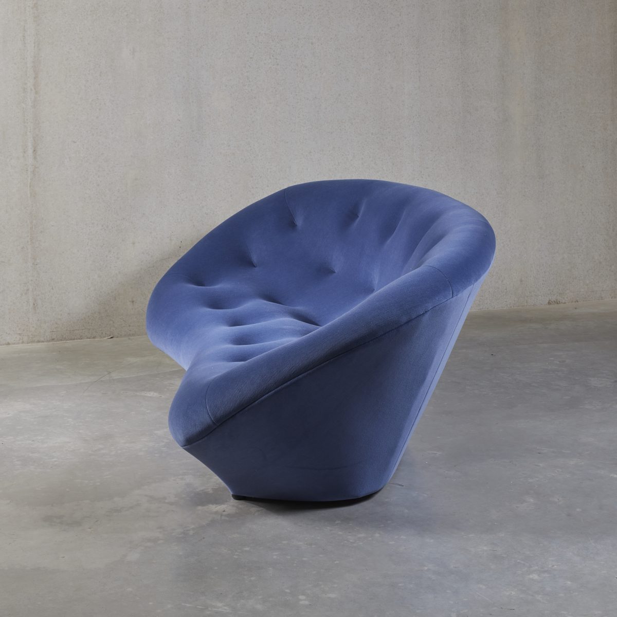 Ploum Sofa