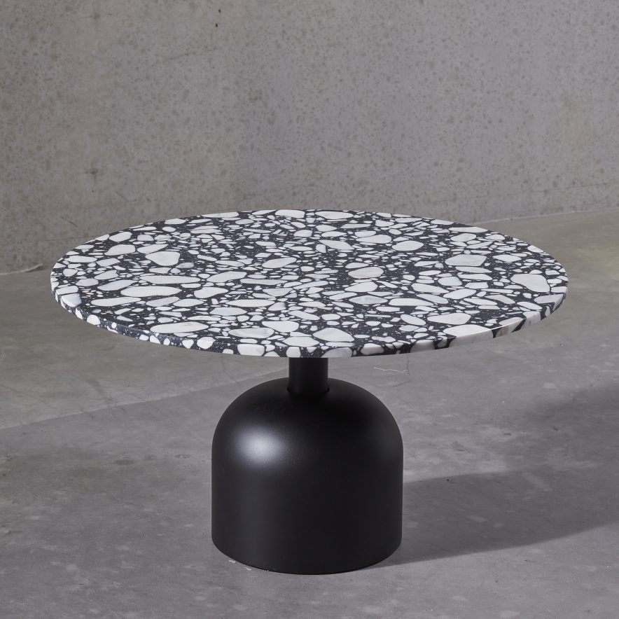 Illo coffee table | Miniforms