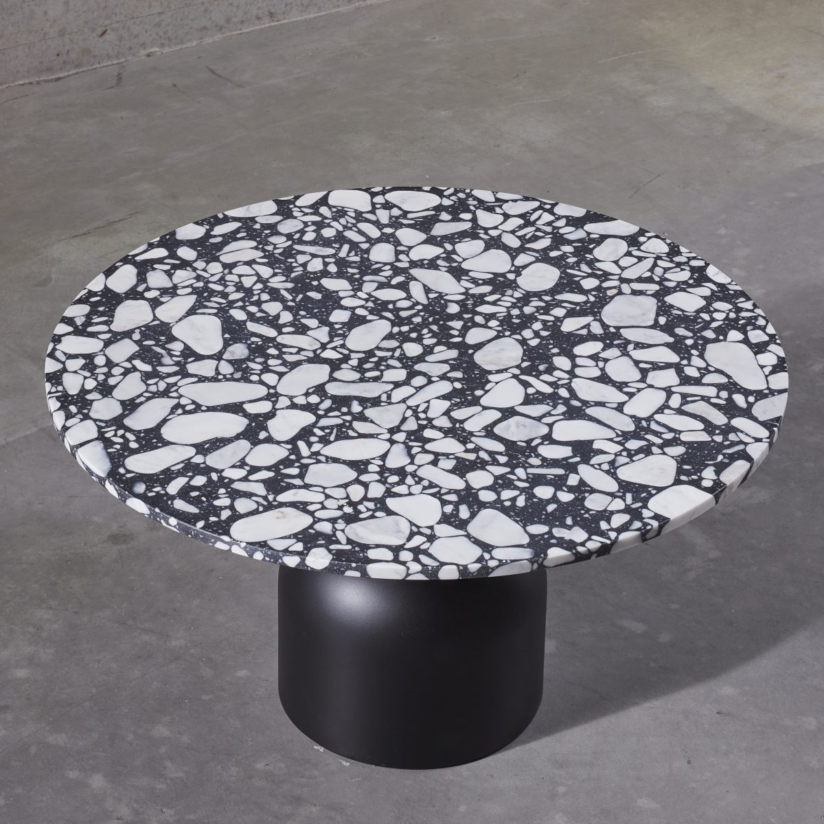 Illo coffee table