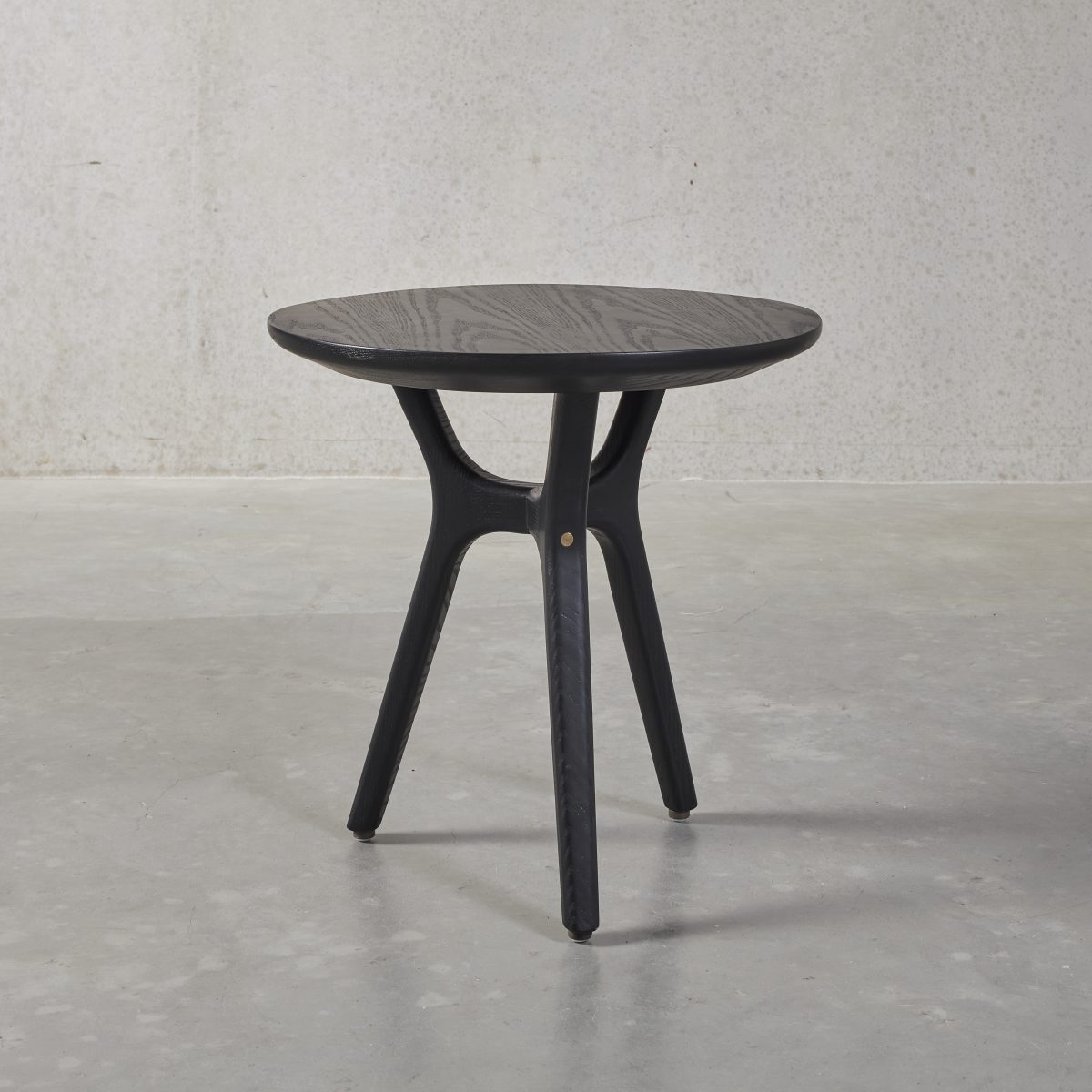 Ren coffee table