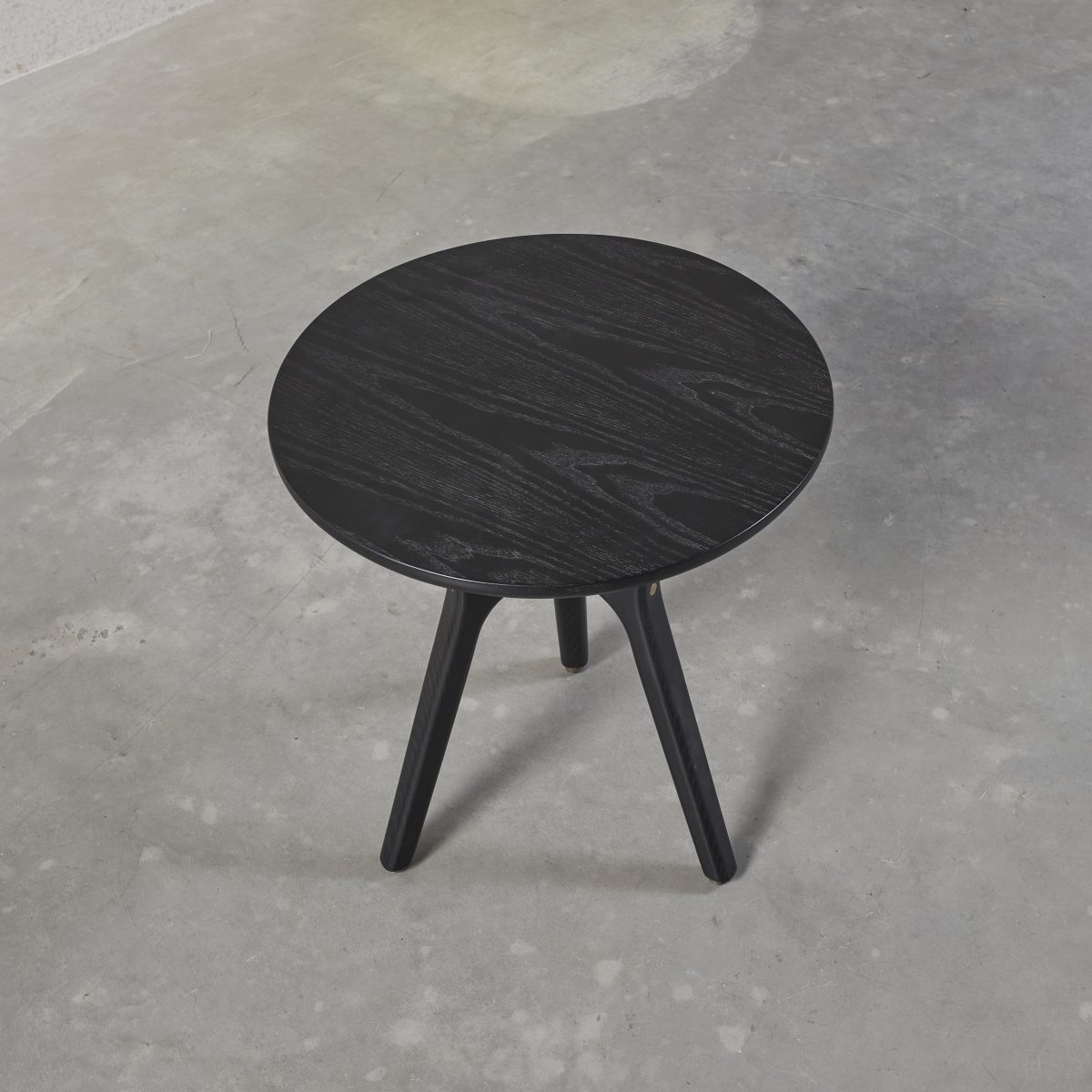 Ren coffee table