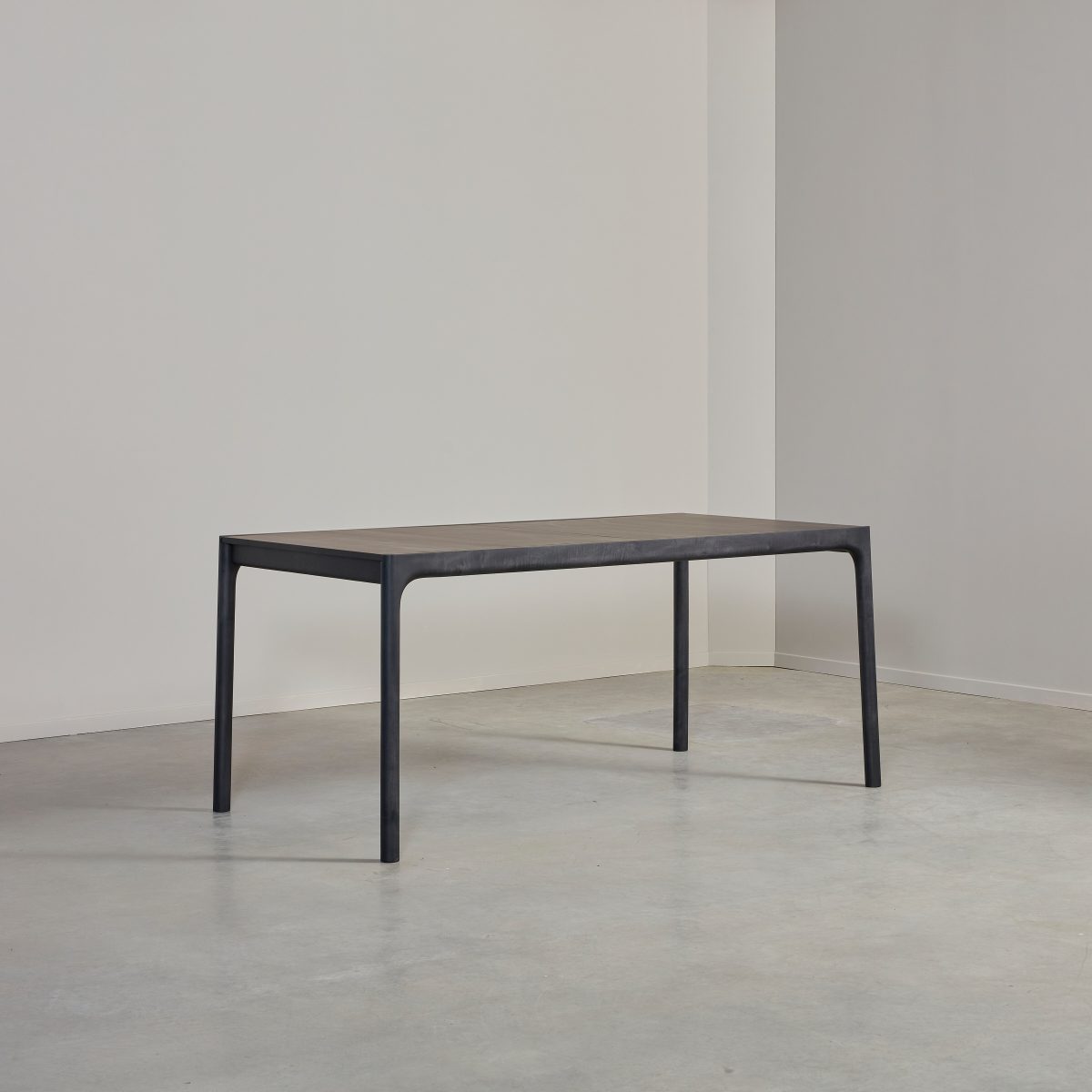 Unna Table