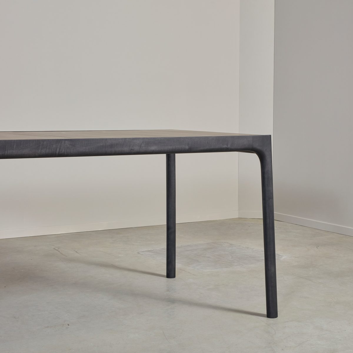 Unna Table