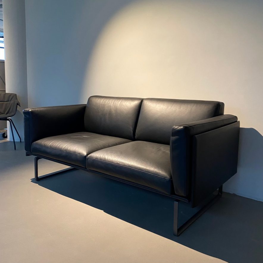 Cassina sofa 8 | Cassina