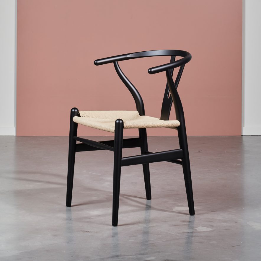 CH24 Wishbone Chair | Carl Hansen