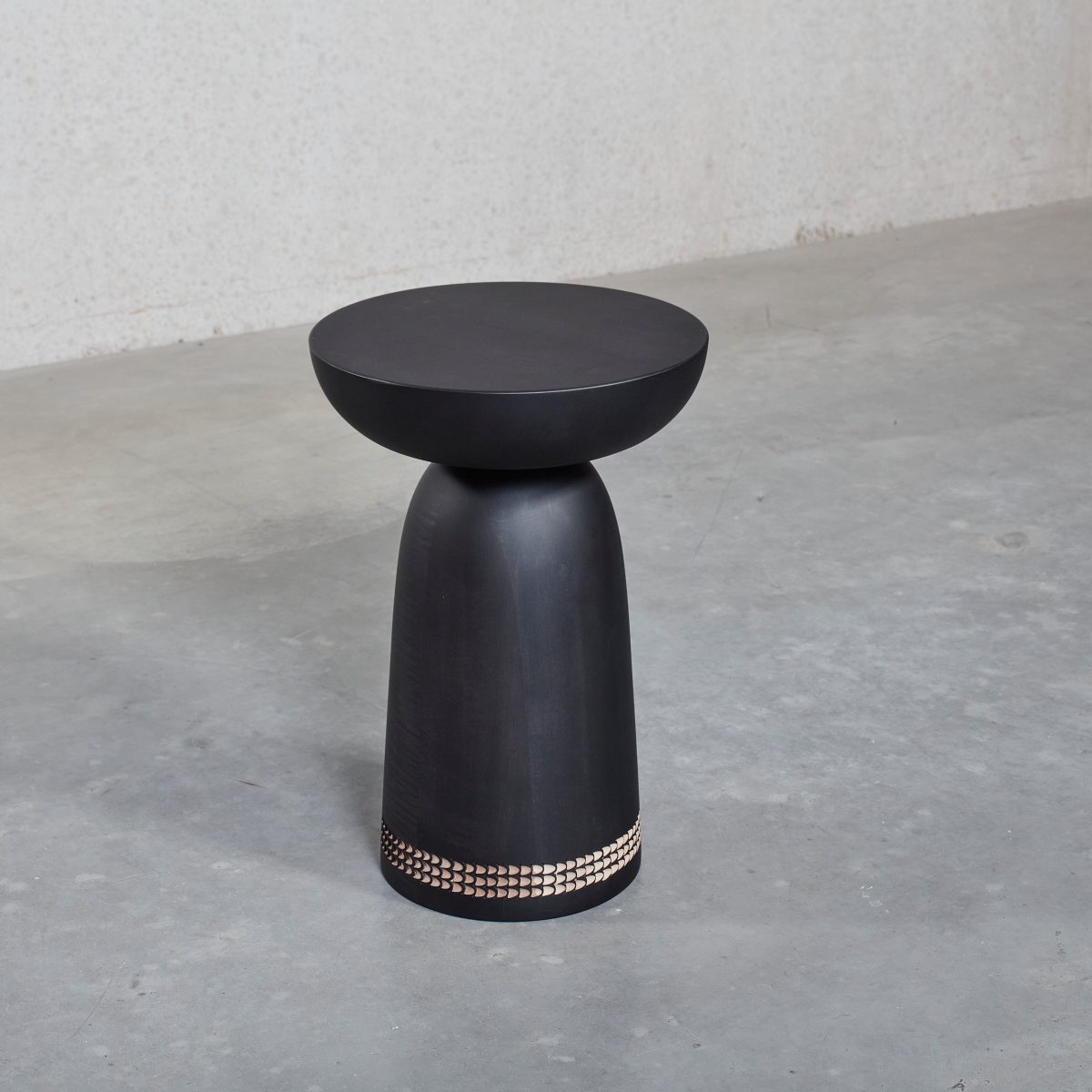 Nera Table High