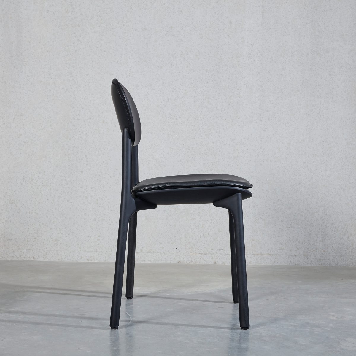 Unna Chair